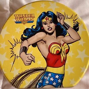 Wonder Woman tin box with music